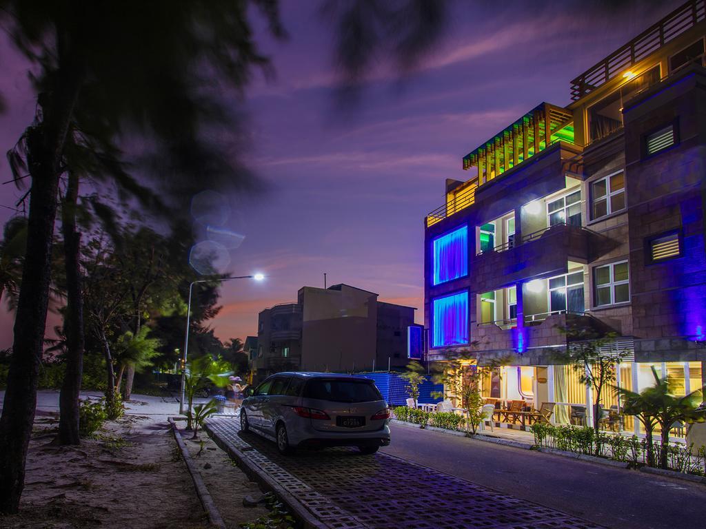 Ripple Beach Inn Хулхумале Экстерьер фото